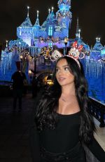 TATI MCQUAY - Instagram Photos 12/13/2022