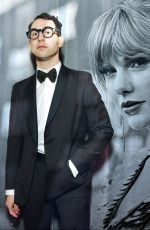 TAYLOR SWIFT in Queens of Pop - Taylor 2022