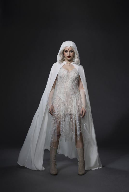TEAGAN CROFT - Titans, Season 4 Promoshoot, 2022