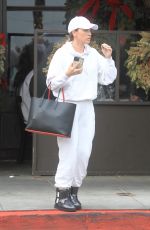 TEDDI JO MELLENCAMP Out Shopping in Beverly Hills 12/15/2022