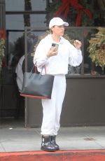 TEDDI JO MELLENCAMP Out Shopping in Beverly Hills 12/15/2022