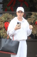 TEDDI JO MELLENCAMP Out Shopping in Beverly Hills 12/15/2022