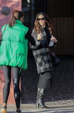 TERRI SEYMOUR Out for Brunch with a Friend in West Hollywood 12/23/2022