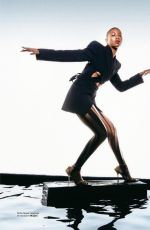 WILLOW SMITH for Marie Claire Magazine, France December 2022