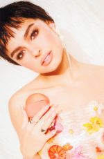 ADDISON RAE for Aaddison Rae Fragrance Campaign, December 2022