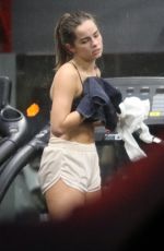 ADDISON RAE Workout on a Treadmill at a Gym in Beverly Hills 01/19/2023