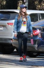 ALISON BRIE Out Hiking at Griffith Park in Los Feliz 01/17/2023