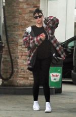 AMANDA BYNES at a Gas Station in Los Angeles 01/04/2023