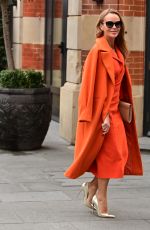 AMANDA HOLDEN Heading to Global Radio Studios in London 01/31/2023