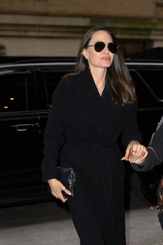 ANGELINA JOLIE Arrives at Her Hotel in New York 01/11/2023