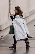 ANNA KENDRICK Arrives at Jimmy Kimmel Live in Hollywood 01/04/2023