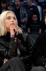 ASHLEY BENSON and Brandon Davis at a Game Between LA Lakers and Miami Heat in Los Angeles 01/04/2023