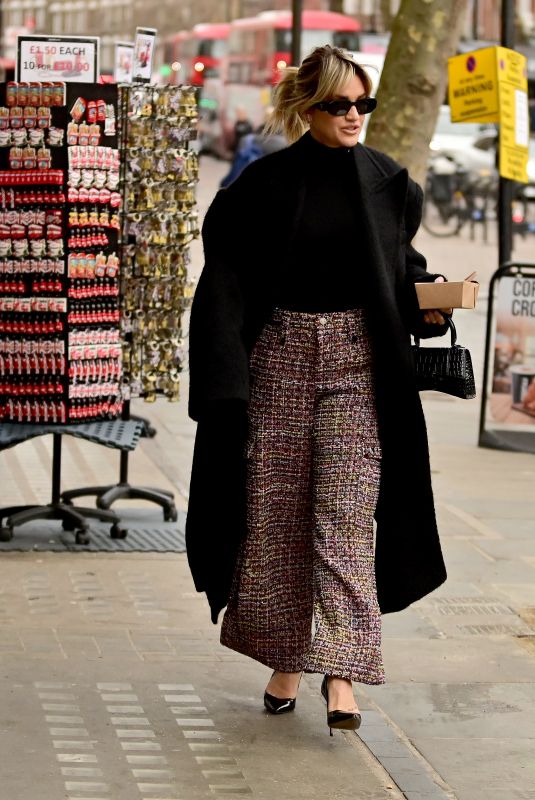 ASHLEY ROBERTS Heading to Global Radio Studios in London 01/31/2023