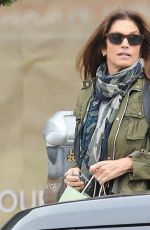 CINDY CRAWFORD Leaves a Hair Salon in Beverly Hills 01/10/2023