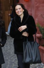 DAVINA POTRATZ Leaves Great White Restaurant in West Hollywood 01/04/2023
