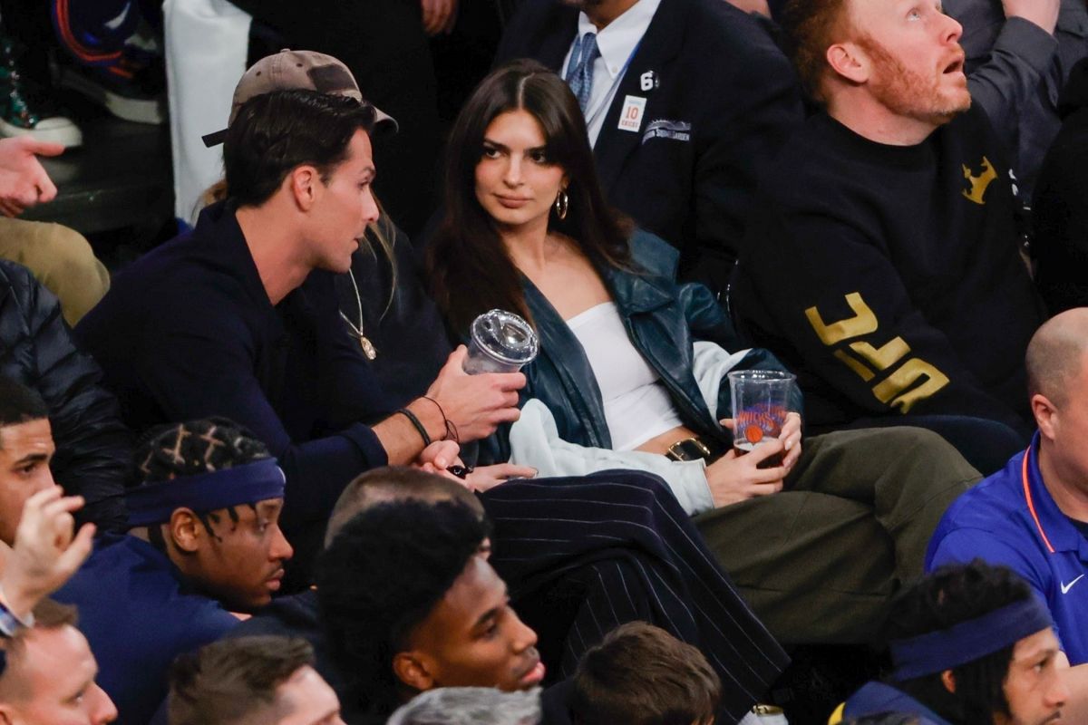EMILY RATAJKOWSKI At Pacers Vs Knicks Game In New York 01 11 2023 