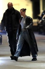 HAILEY and Justin BIEBER Out for Dinner at Wally