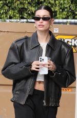 HAILEY and Justin BIEBER Out Shopping with Friends in West Hollywood 01/07/2023