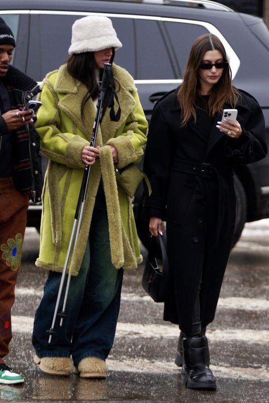 HAILEY BIEBER Out with Her Friends in Aspen 12/31/2022