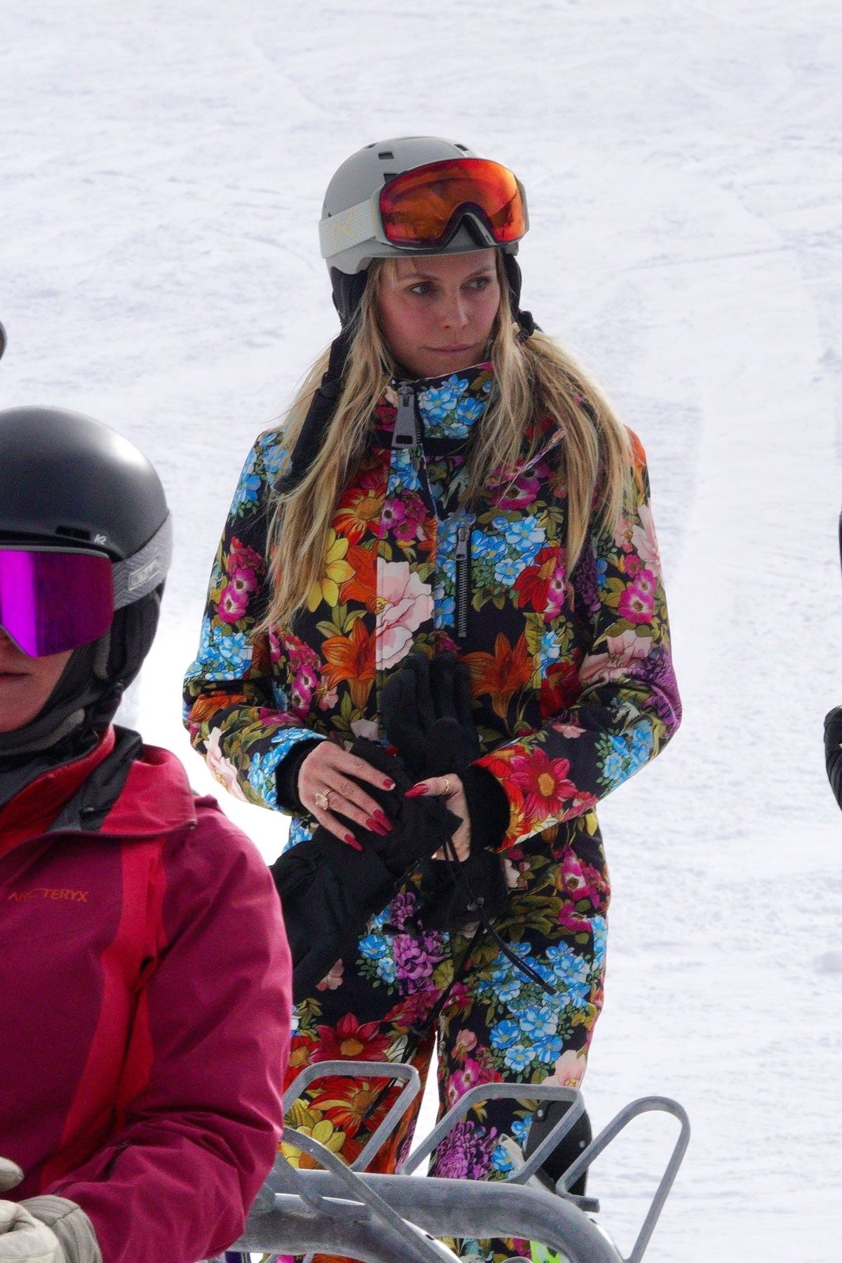HEIDI KLUM Out Skiing in Aspen 01/04/2023 – HawtCelebs