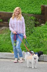 HEIDI MONTAG Out with Her Dogs in Los Angeles 01/17/2023