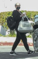 JAMIE LEE CURTIS Heading to a Studio in Los Angeles 01/24/2023