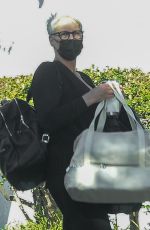 JAMIE LEE CURTIS Heading to a Studio in Los Angeles 01/24/2023
