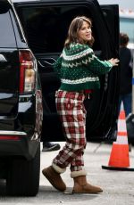 JENNIFER GARNER Arrives at a Set of Her Latest Comedy Movie Family Leave in Los Angeles 01/12/2023