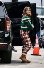 JENNIFER GARNER Arrives at a Set of Her Latest Comedy Movie Family Leave in Los Angeles 01/12/2023