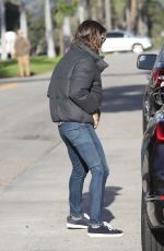 JENNIFER GARNER Out for Coffee with a Friend in Santa Monica 01/18/2023