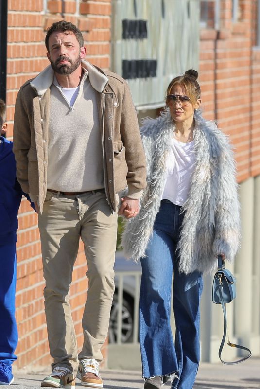 JENNIFER LOPEZ and Ben Affleck Out in Los Angeles 01/28/2023