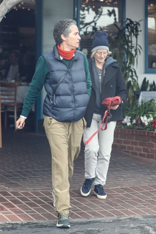 JODIE FOSTER and ALEXANDRA HEDISON on a Lunch Date at Mauro