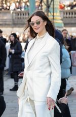 KARLIE KLOSS Arrives at Dior Homme Fashion Show at PFW in Paris 01/20/2023