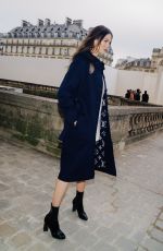 KARLIE KLOSS Arrives at Louis Vuitton Show at Paris Fashion Week 01/19/2023