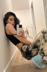 KATIE BELL - Instagram Photos 01/22/2023