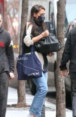 KATIE HOLMES Leaves Her Apartment in New York 01/13/2023