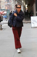 KATIE HOLMES Out in New York 01/04/2023