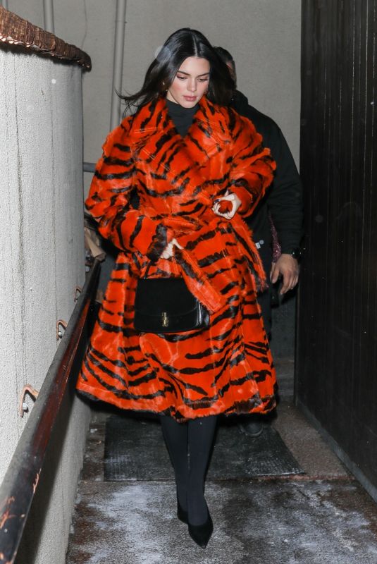 KENDALL JENNER Arrives for Dinner in Aspen on New Years Eve 12/31/2022