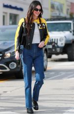KENDALL JENNER Out Shopping with Friends in West Hollywood 01/07/2023
