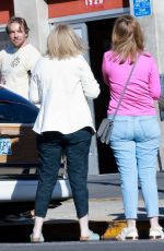 KRISTEN BELL and Dax Shepard Out for Lunch in Los Feliz 01/22/2023