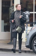 KRISTEN BELL Heading to a Gym in Los Feliz 01/09/2023