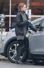 KRISTEN BELL Heading to a Gym in Los Feliz 01/09/2023