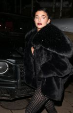 KYLIE JENNER Arrives for Dinner in Aspen on New Years Eve 12/31/2022