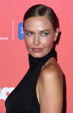 LARA BINGLE at G