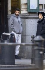 LAUREN OAKLEY Out with Friends in London 01/02/2023