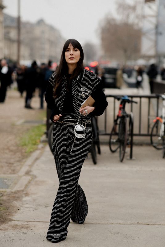 LEIA SFEZ Arrives at Chanel Spring Summer 2023 Haute Couture Show in Paris 01/24/2023