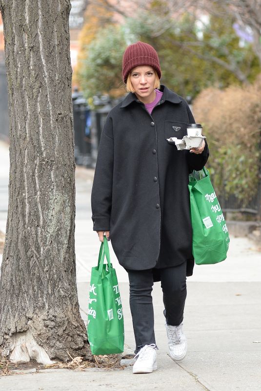 LILY ALLEN Out Shopping in New York 01/22/2023
