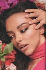 LITTLE MIX - Between Us Super Deluxe Edition Booklet