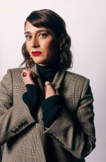 LIZZY CAPLAN 2023 Winter TCA Press Tour Portraits, January 2023