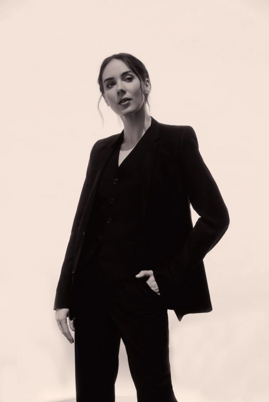 LYNDON SMITH for Grazia Magazine, January 2023